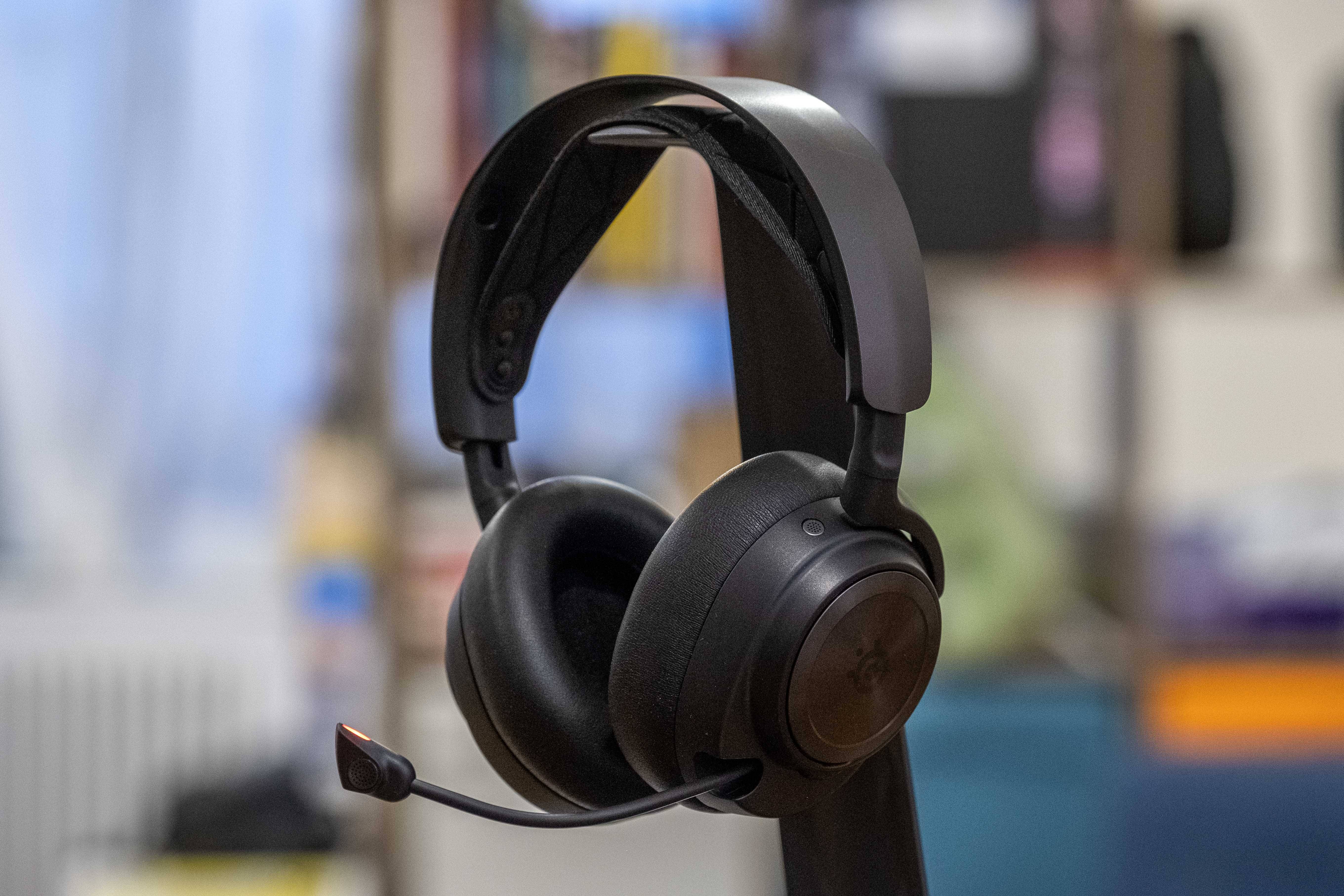 SteelSeries Arctis Nova Pro Wireless Images