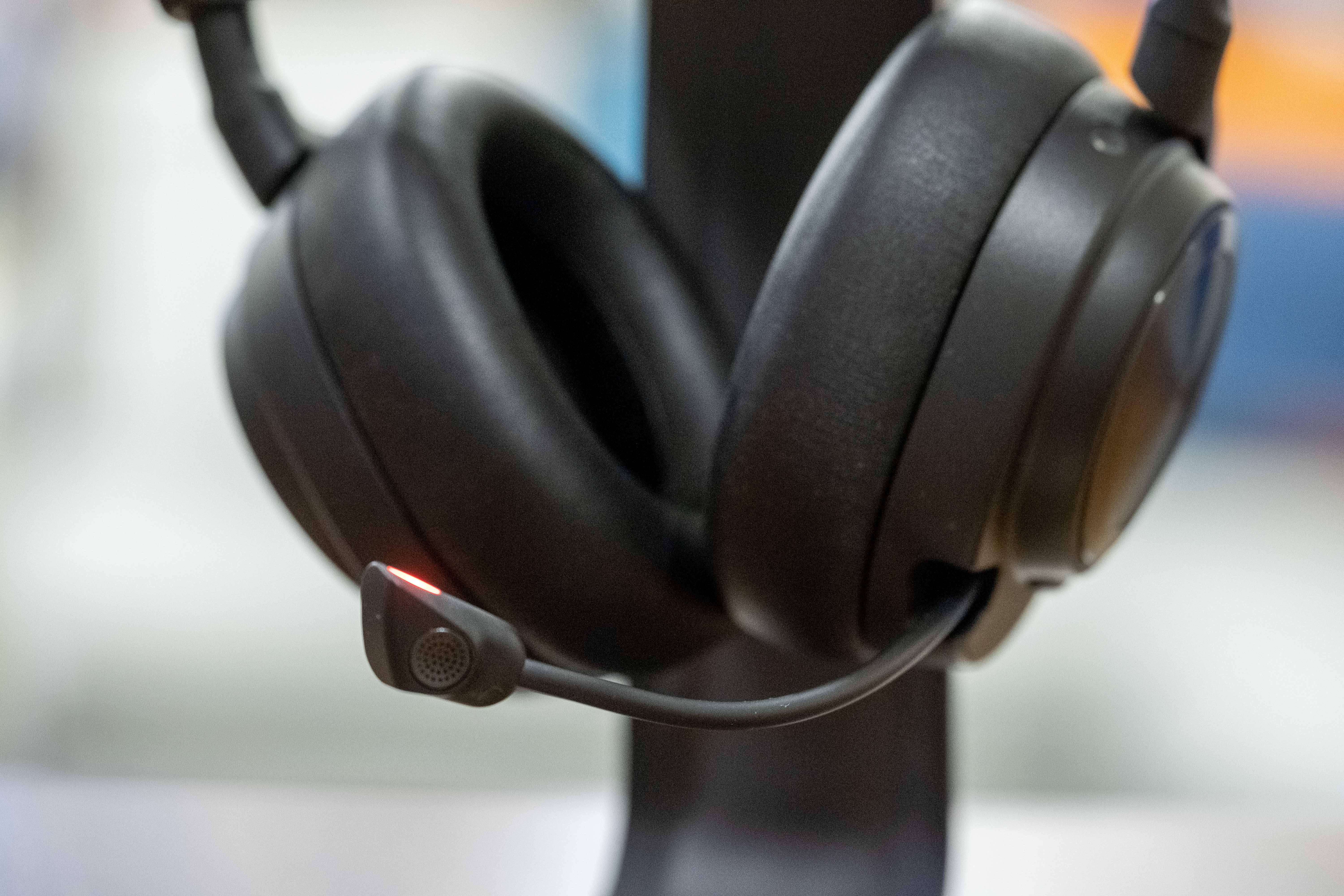 SteelSeries Arctis Nova Pro Wireless Images